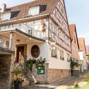 Inn Gasthaus & Weingut Zum Stern, Sulzfeld am Main