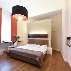 https://hotel-casa-colonia.topcolognehotels.com