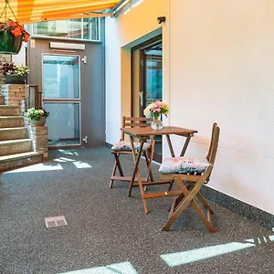 neu-ferienwohnung-andreas-radebeul.dresdenhotels.net/