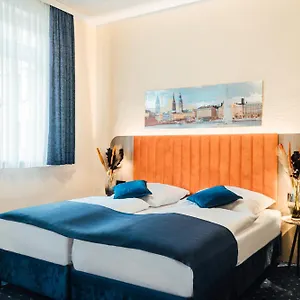 https://centrum-hotel-commerz-am-bahnhof-altona.hamburg-hotels-de.com