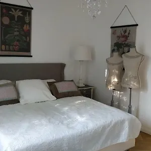 namelos.getmunichhotels.com/