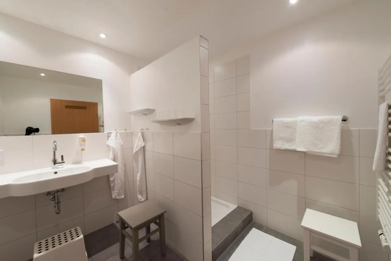Hotel Gasthof Zum Storch Schluesselfeld 3*,