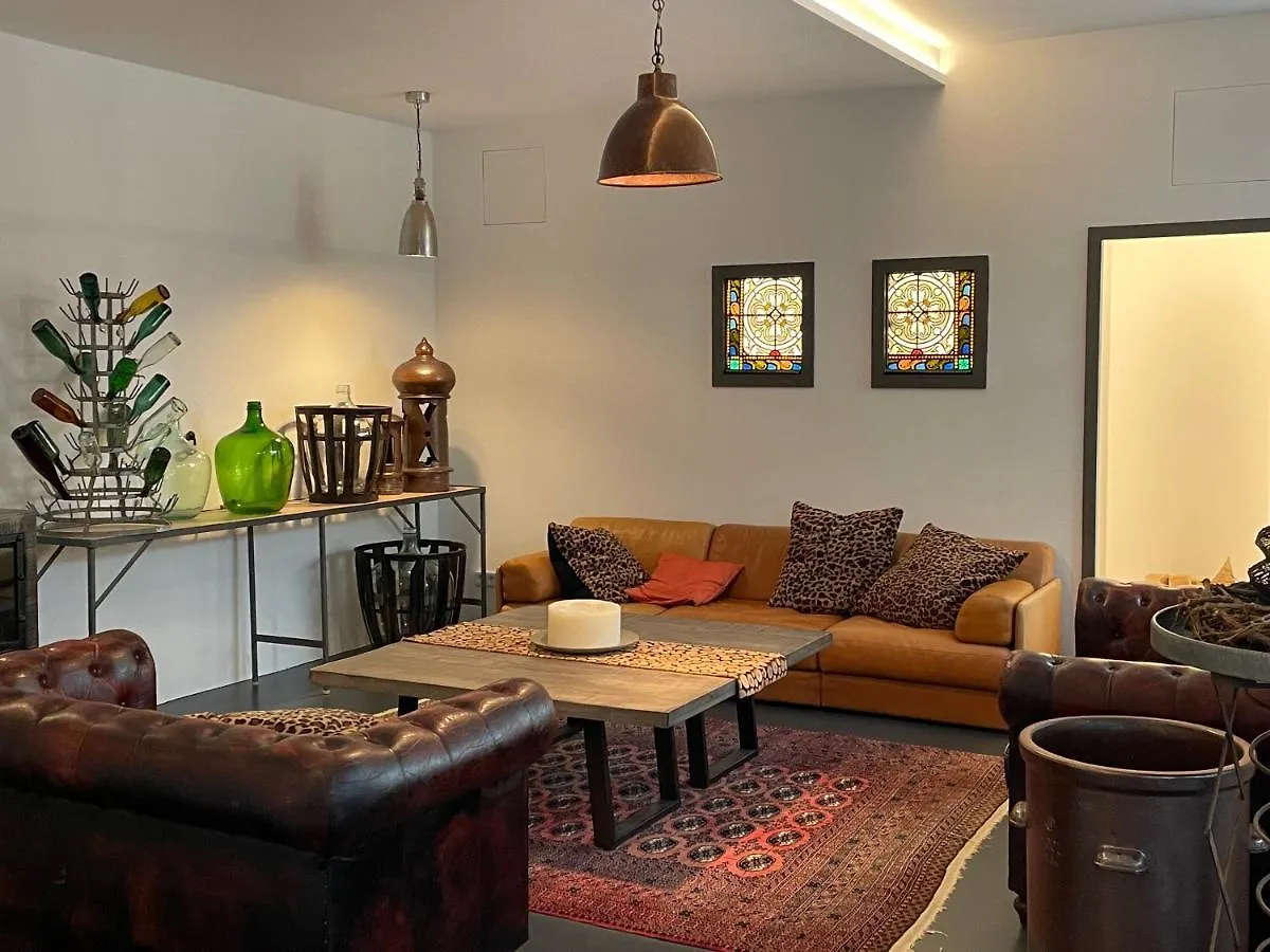 Hotel Gasthof Zum Storch Schluesselfeld Germany