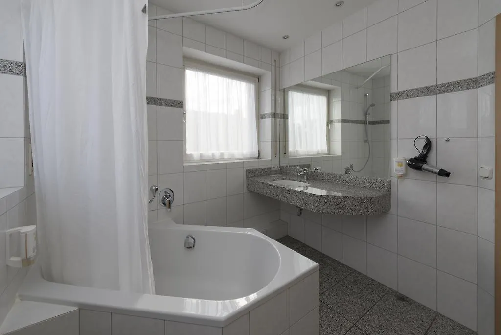 Hotel Gasthof Zum Storch Schluesselfeld